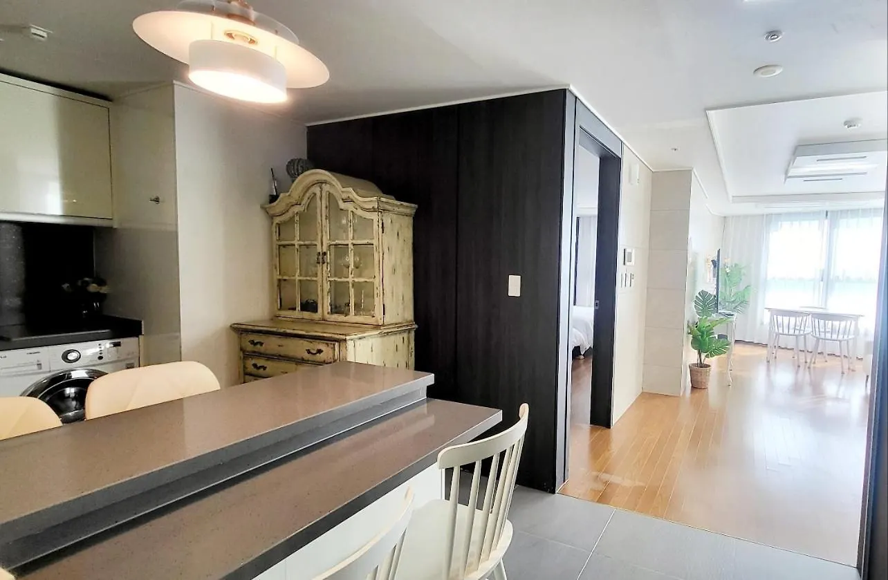 Haeundae Lavender House-Irua Hotel Busan South Korea